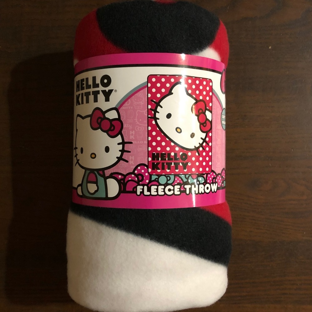 Hello Kitty Fleece Throw